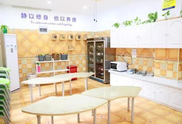 鸿容幼儿园怎么样,郑州鸿容幼儿园