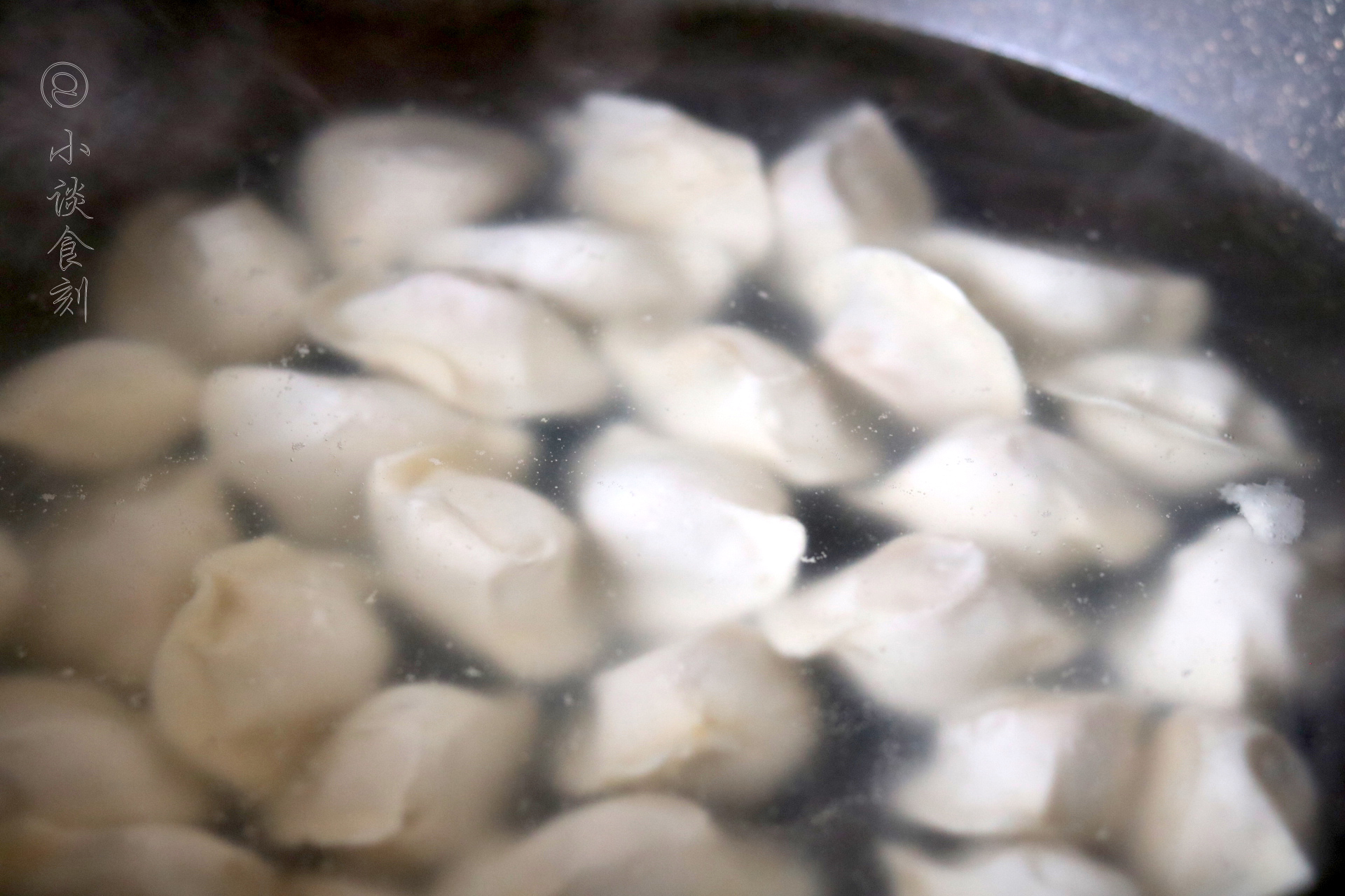 煮冻饺子破皮怎么回事,煮冻饺子总破什么原因