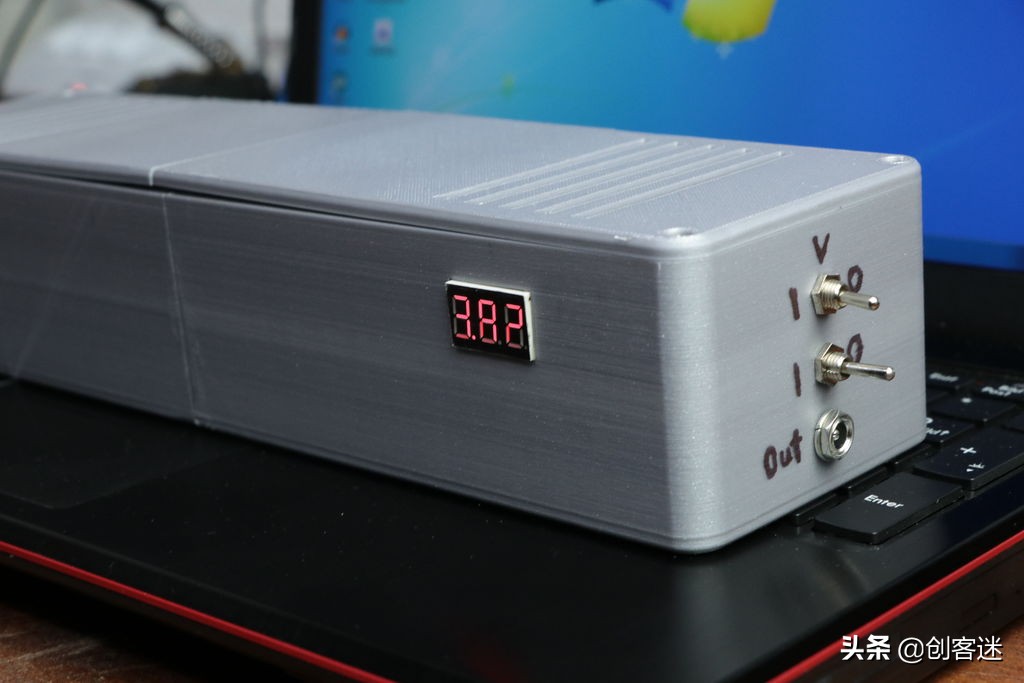 怎么用手机做笔记本电脑的电源,自制移动电源可以给笔记本充电