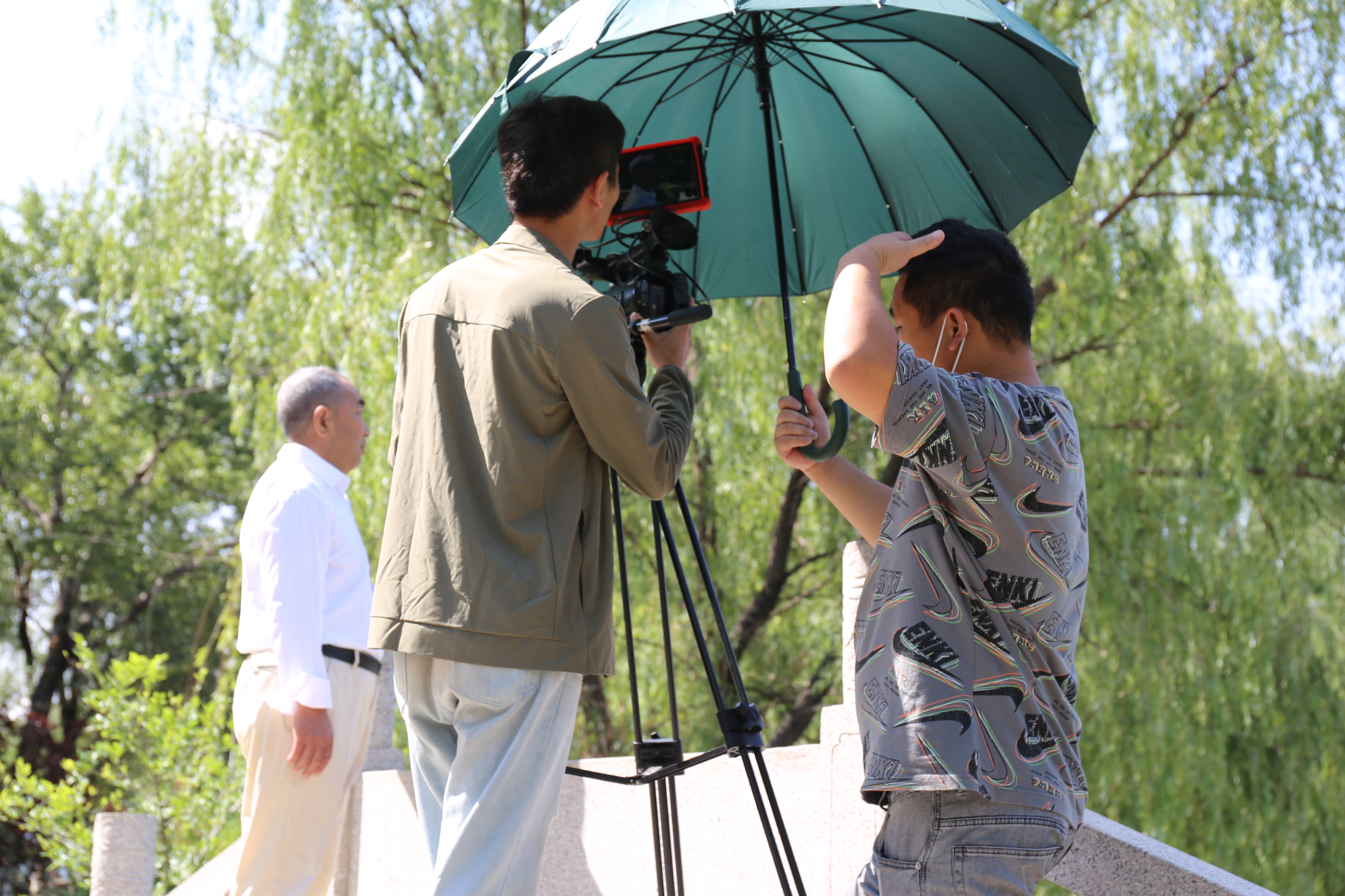 栾祥平出席活动,中医名家针灸治疗视频