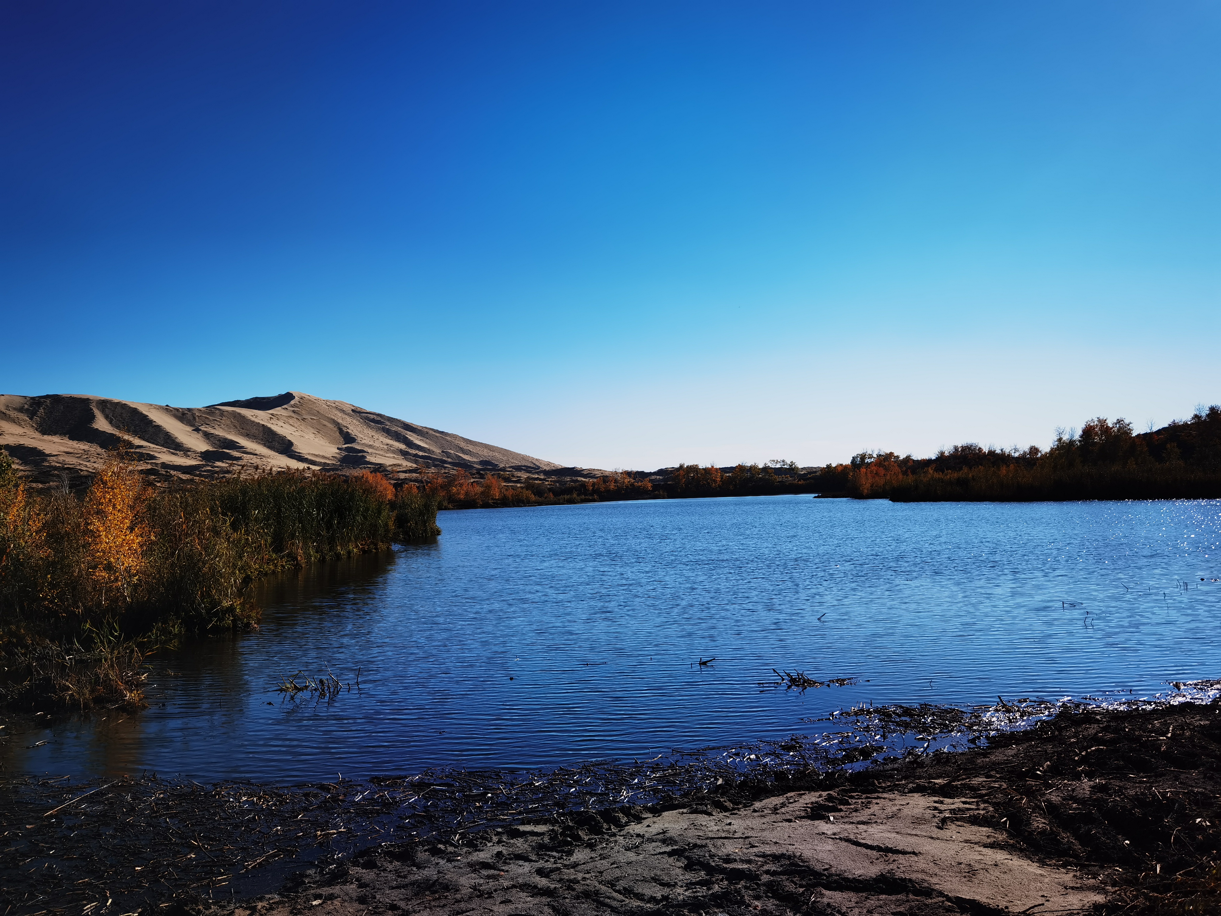 自驾游*疆新**：原来你是这样的白沙湖