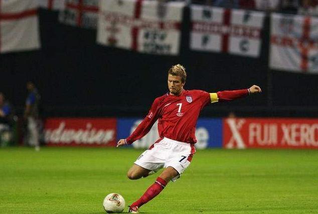 足以载入史册的20个任意球,12个惊艳足坛的超级任意球进球