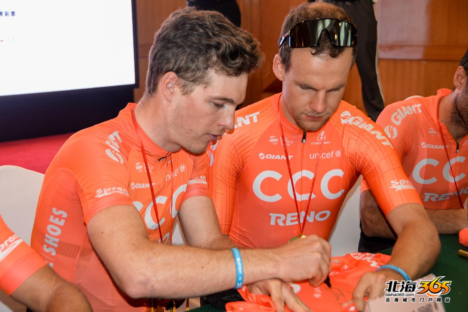 零距离接触环广西明星车手,个个一米八五,人靓身材好(多图)