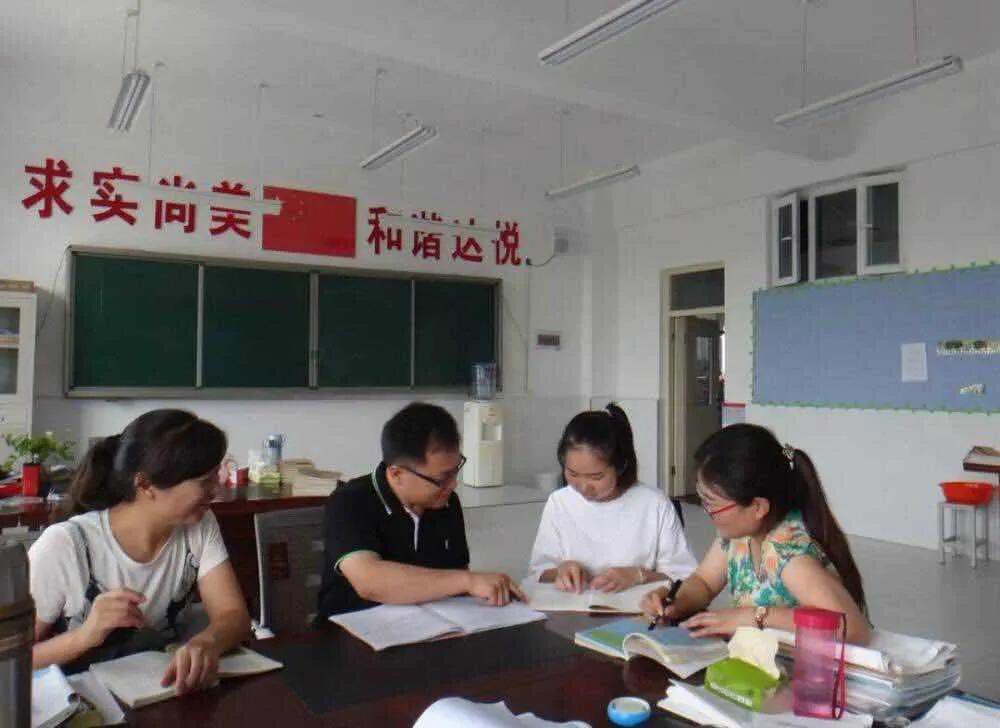 倾心胡杨润杏坛——杭州扶贫教师程海的支教之路