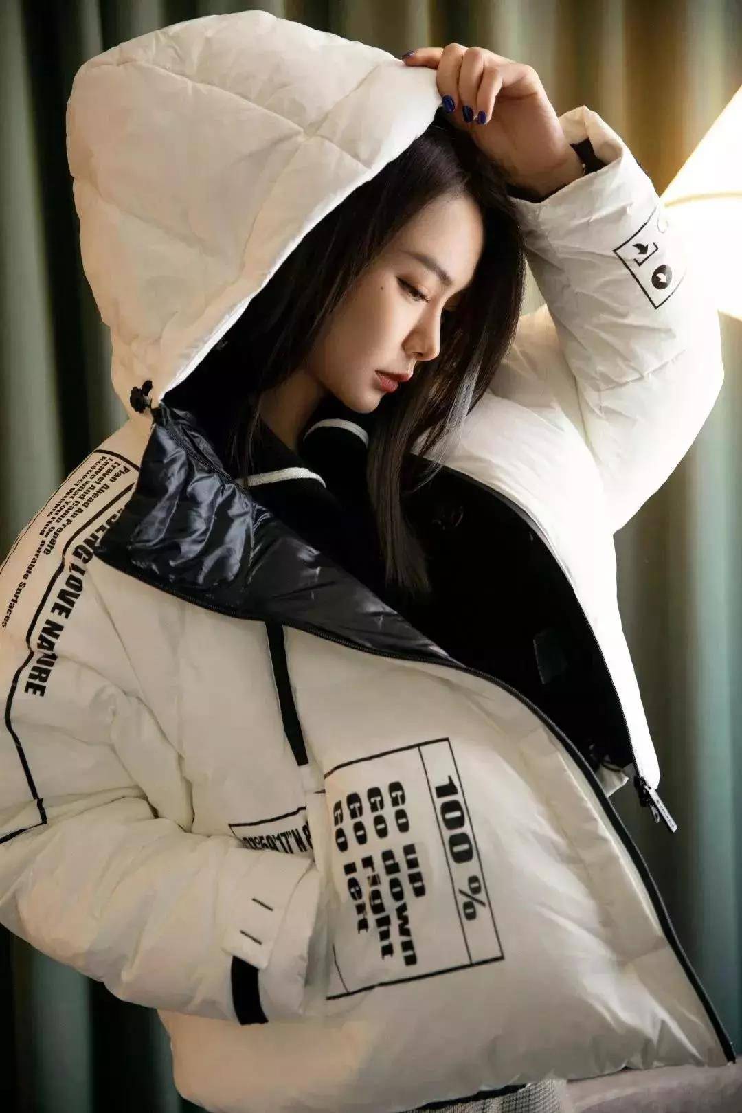 不是羽绒服买不起主要是时尚,谁说羽绒服没有时尚感