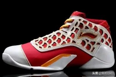 日常穿的篮球鞋李宁,日常穿的李宁休闲鞋推荐