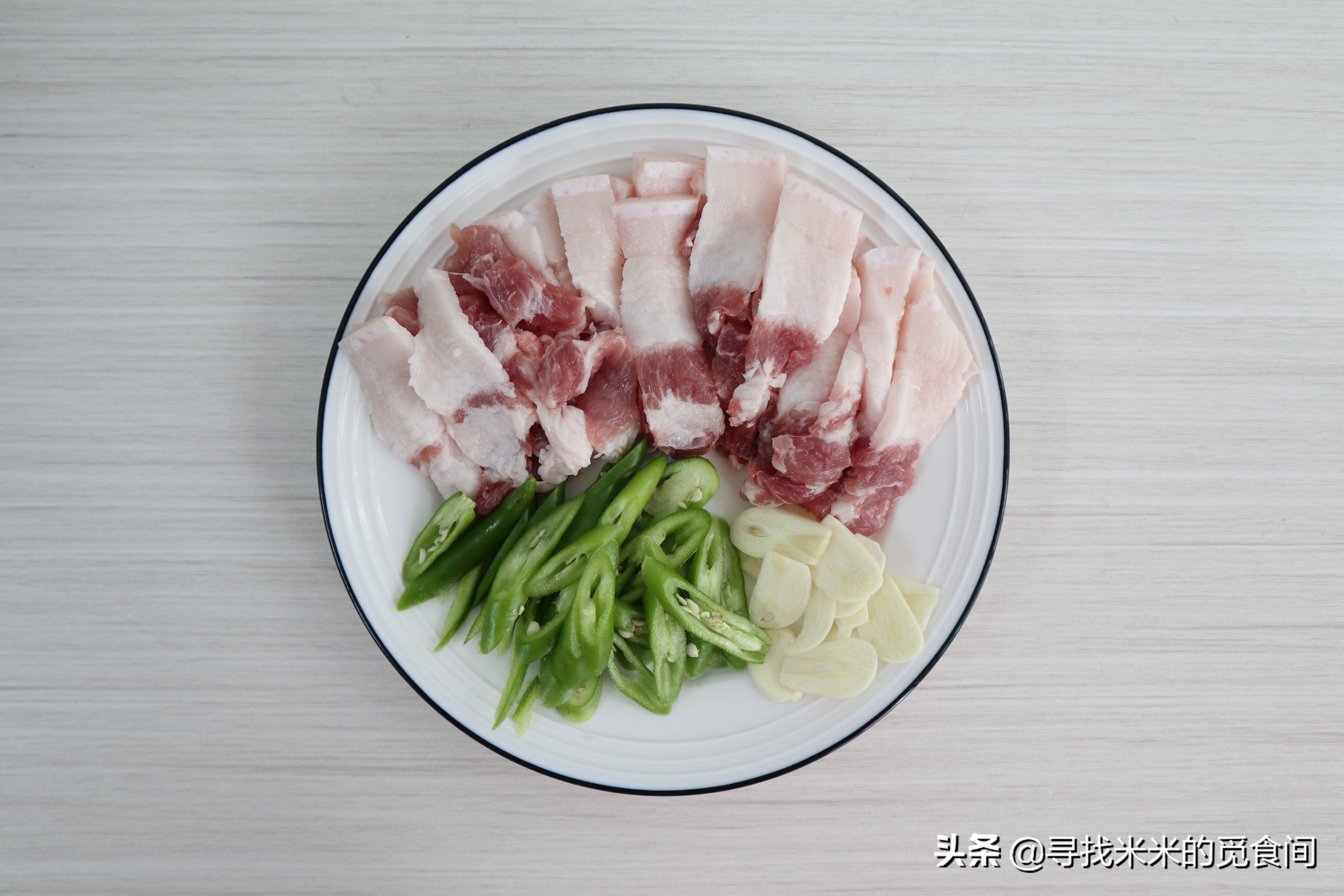 鲜竹笋小炒肉让春天变得可口美味,春笋炒肉片的最正宗做法