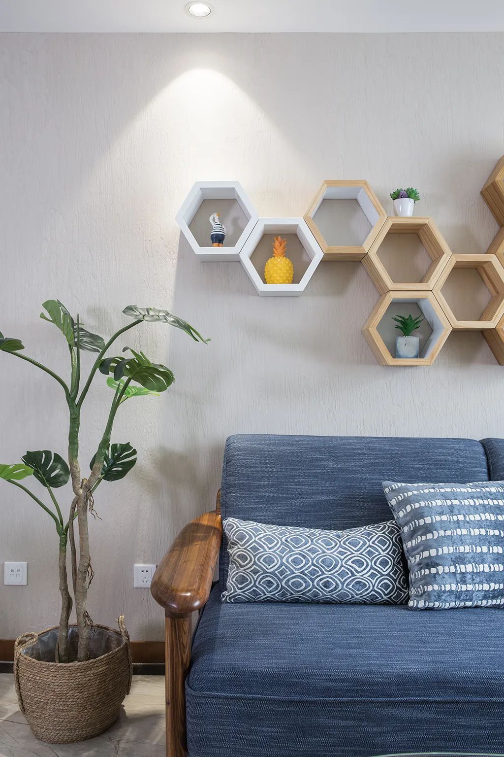 小复式民宿装修,深山小复式民宿