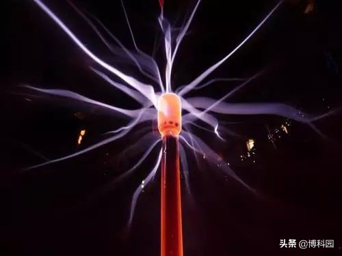 等离子体产生的机理以及影响,等离子体与固体相互作用