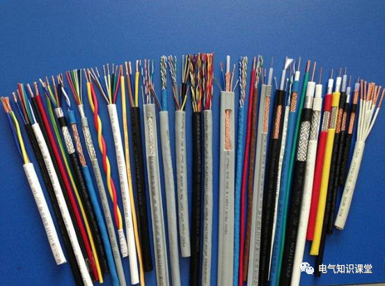 低压电缆载流量表你能看懂吗,2根150电缆与1根300电缆载流量