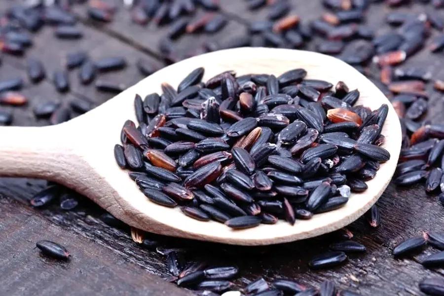 食物染黑的办法,什么是易掉色食物