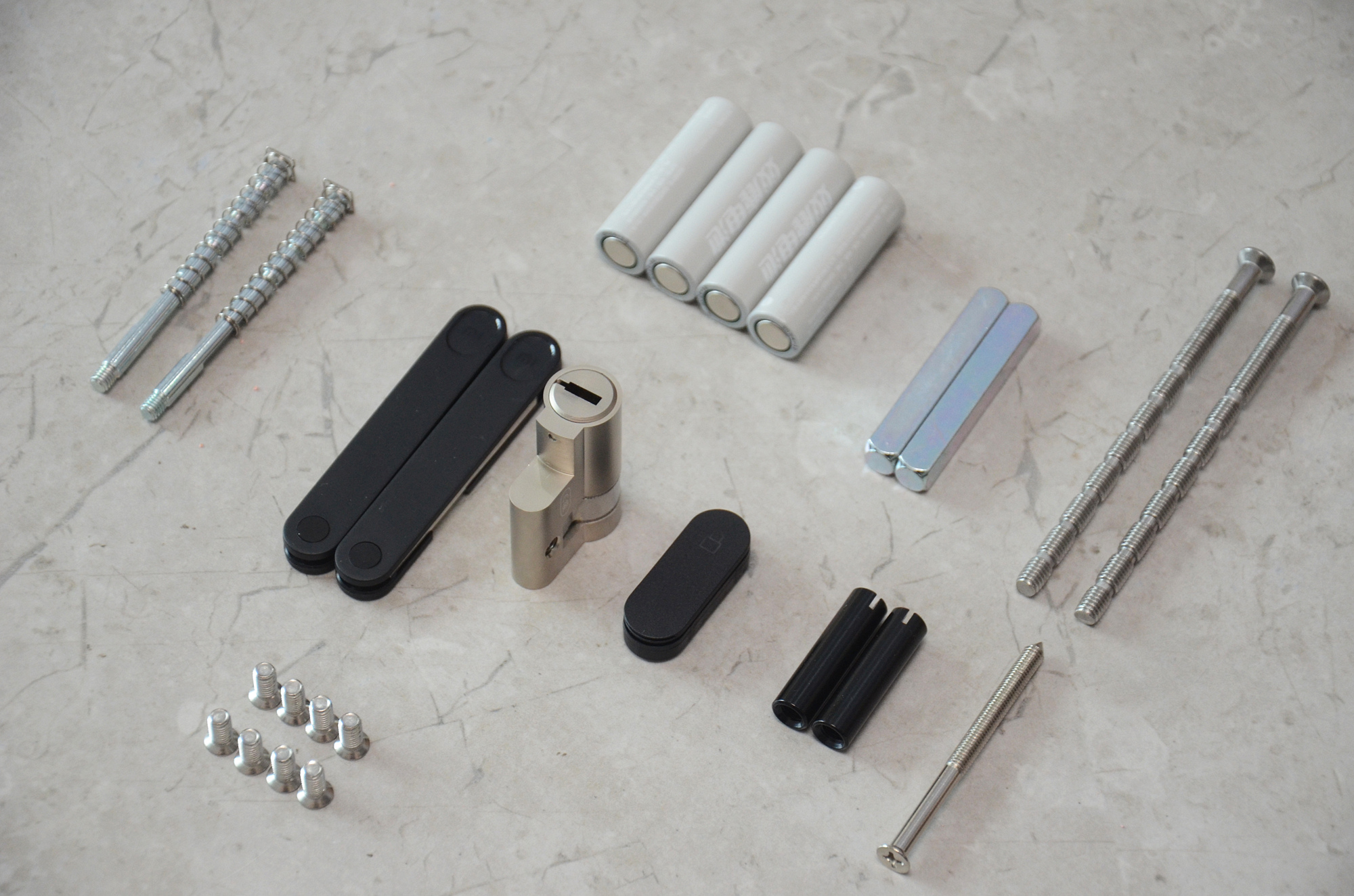 首发899元!小米新品评测:高配低价,年轻人的第一款智能门锁?