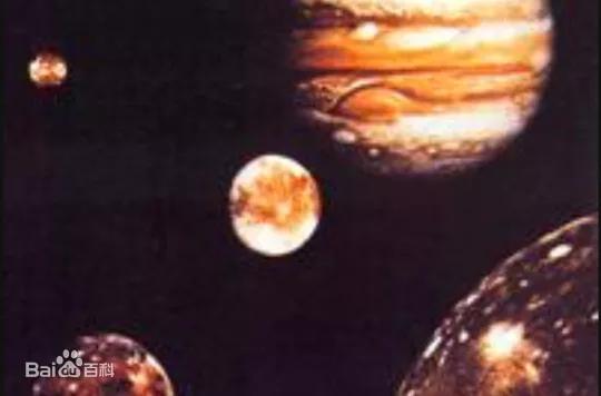 特别的银色情人节“礼物”--90后法警发明防逃脱脚镣