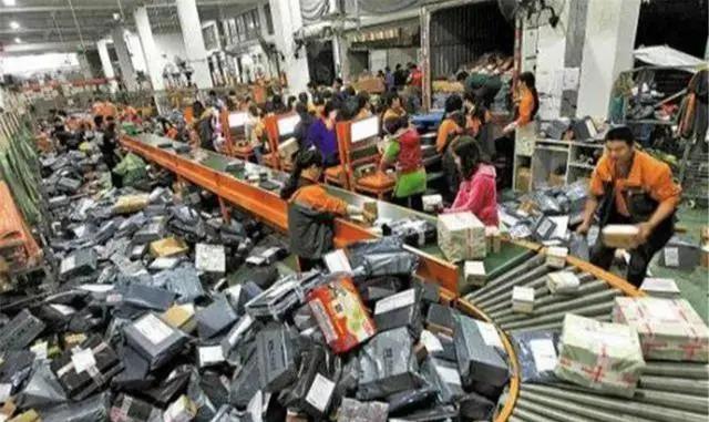 20岁时白手起家,25岁去了天堂,妻子嫁给了司机,公司归了大舅哥