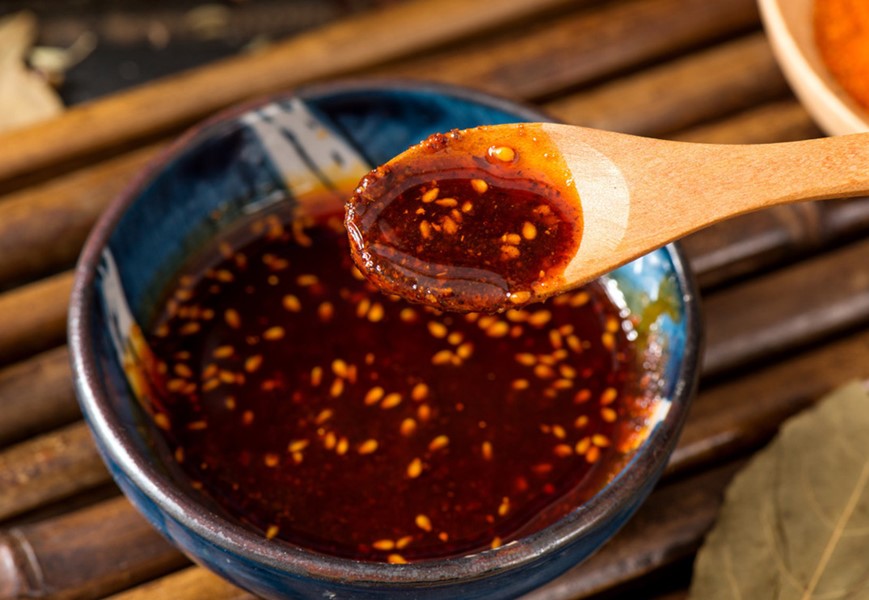 炸辣椒油油少了可以炸两次吗,炸辣椒油剩下的材料还能做啥