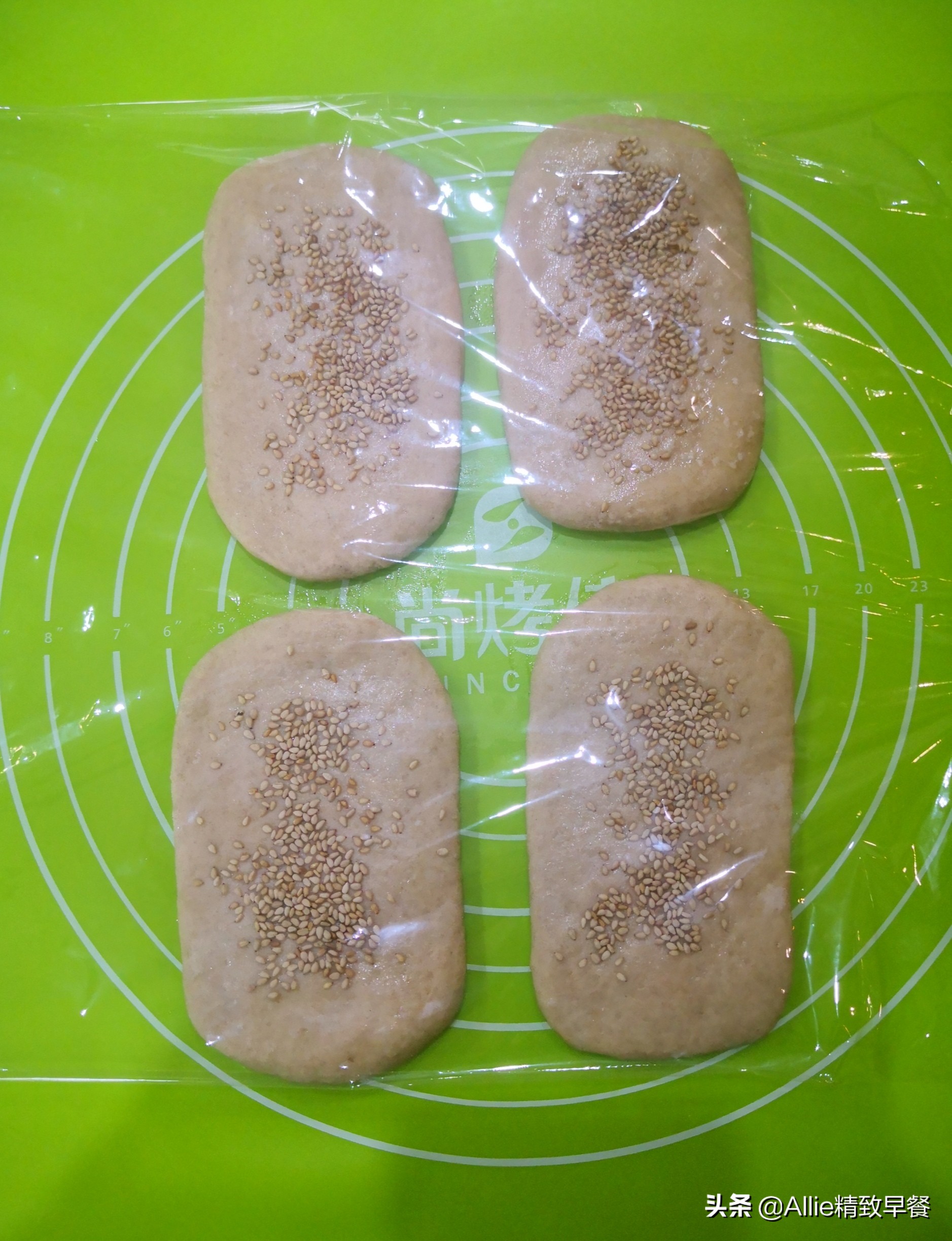 酥酥烧饼正宗做法,五香酥烧饼做法大全