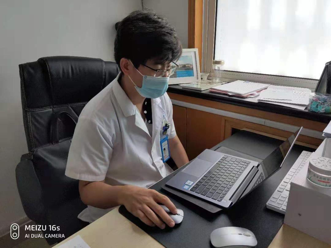 心理精神科主任医生曾涛,青岛最有名的心理医生曾波涛