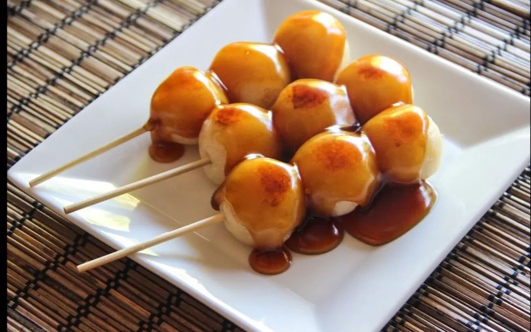 日本最复杂的草莓甜品,日本最顶级甜品