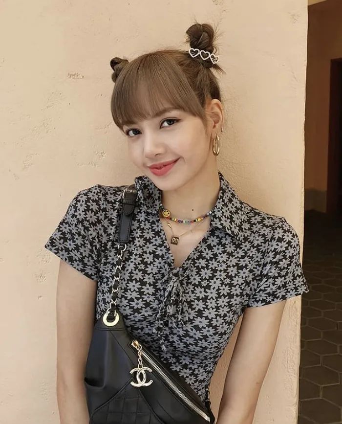 jennie甜酷风穿搭,jennie新造型lisa同款穿搭