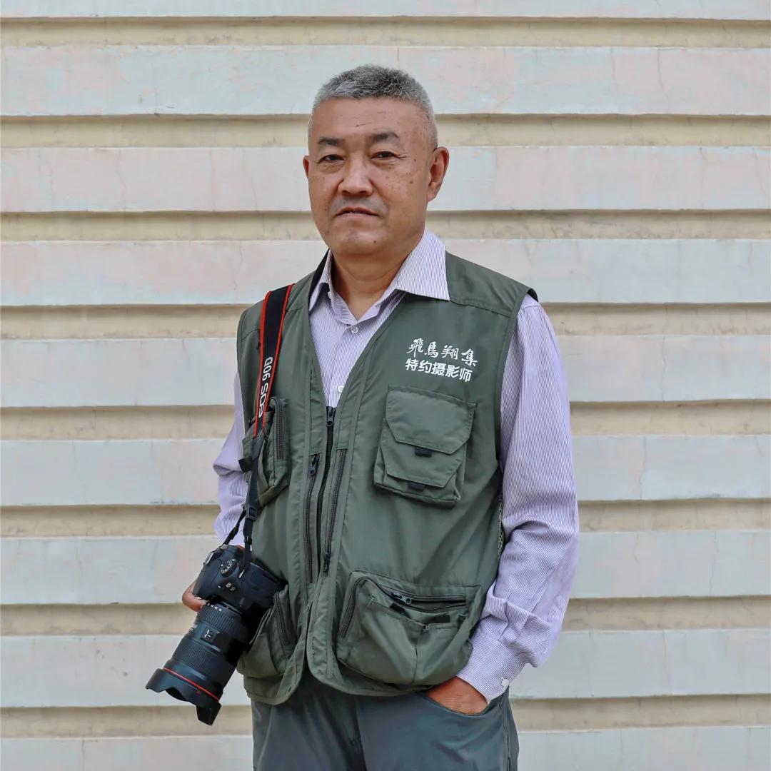 涂上黄色的“润唇膏”，TA就是野鸭中最靓的仔