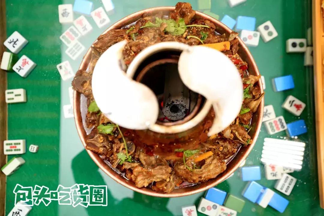 麻将馆里的火锅店,麻将馆的麻辣火锅