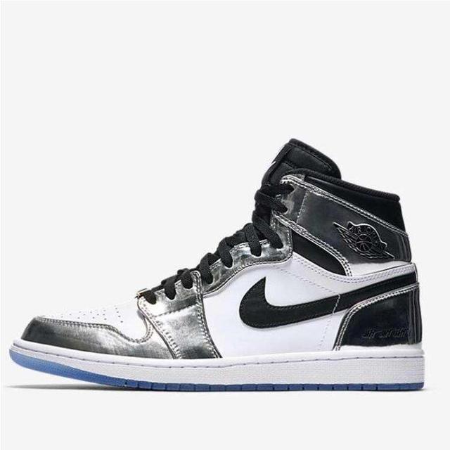 爱情公寓5里出现过什么鞋,爱情公寓里面的球鞋