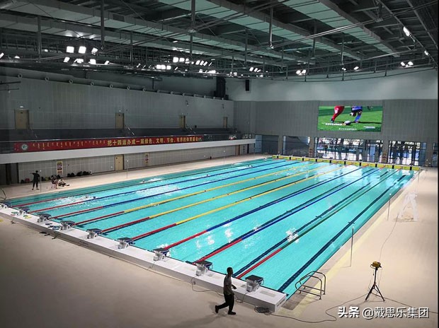 游泳池机房都是需要什么设备,标准泳池设备机房