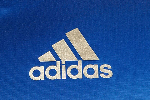 阿迪达斯商标三道杠,阿迪达斯三条杠商标无效