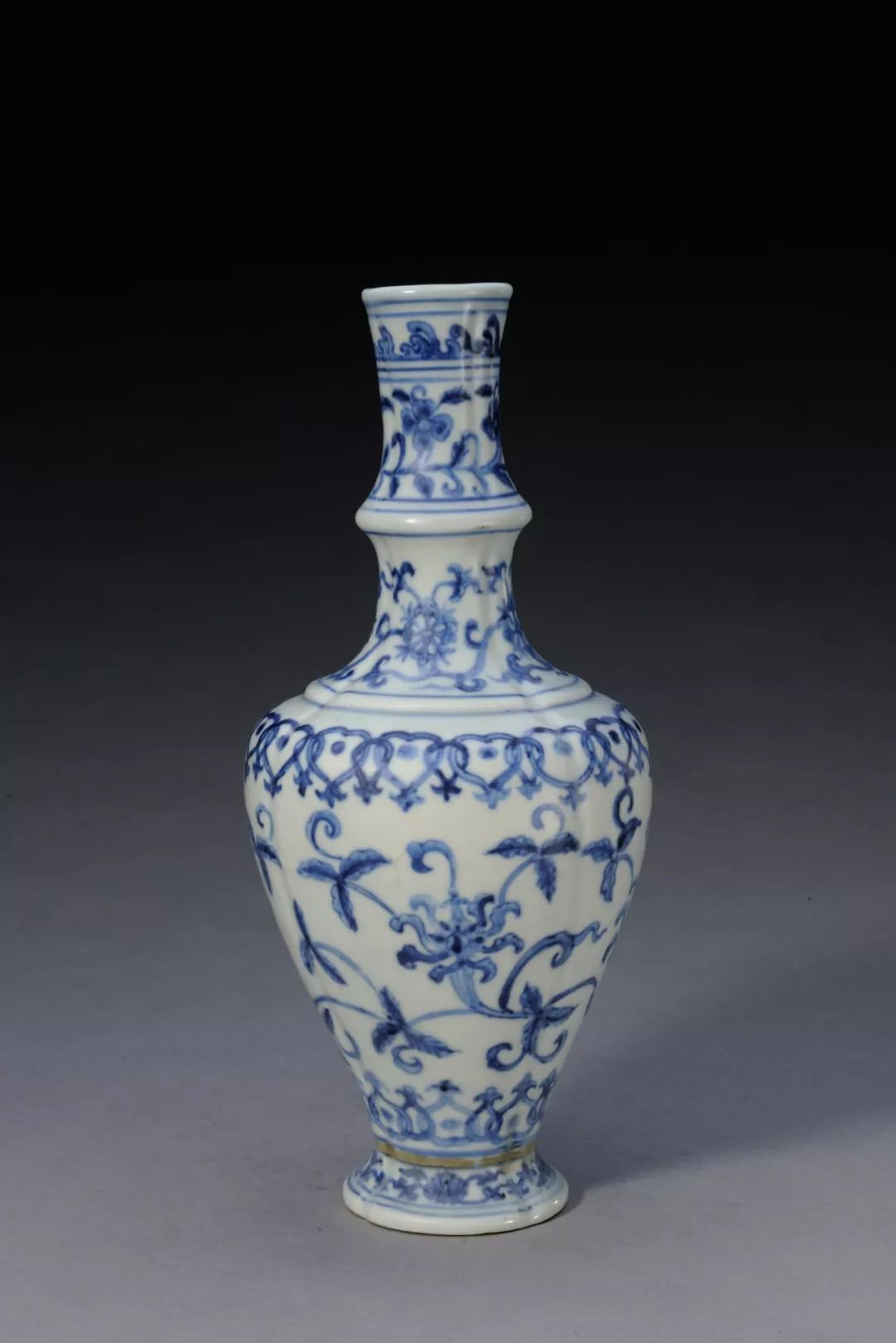 成窑无大器——成化斗彩瓷器品鉴！故宫博物院珍品陶瓷（第16期）