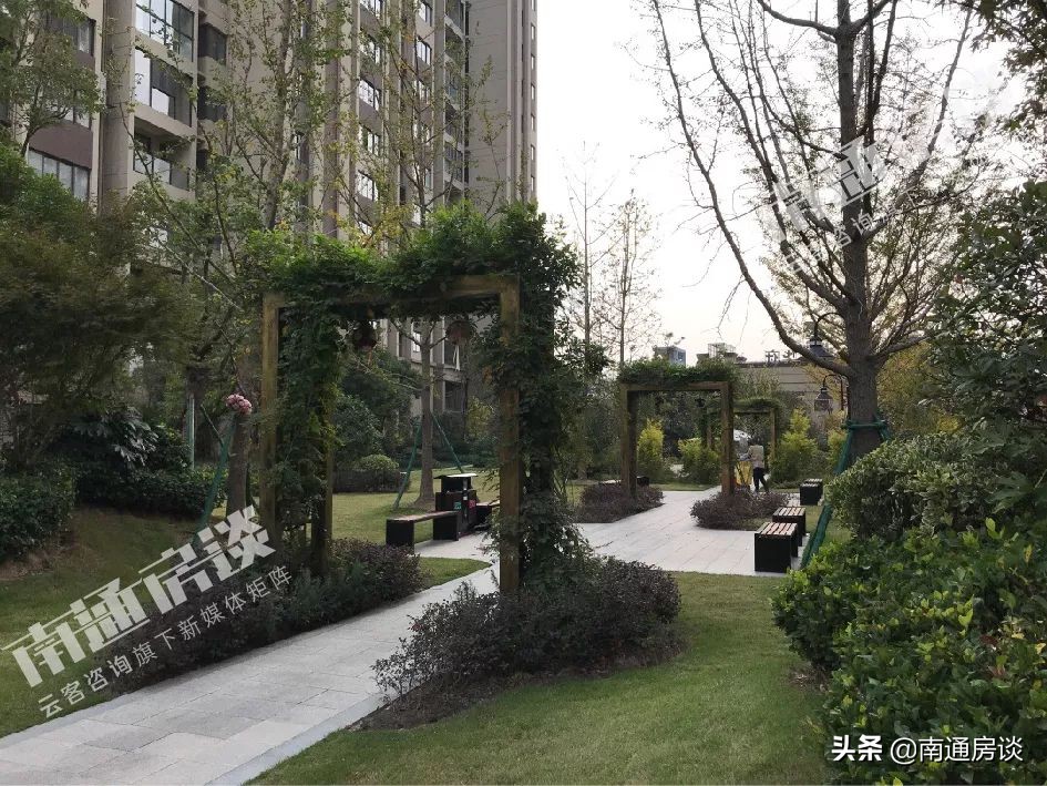 蒲城碧桂园翡翠华府物业费,句容宝华碧桂园翡翠华府二期