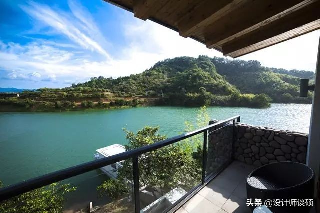 这个40岁大叔为钓鱼租下一座岛,改造破屋成海景房!