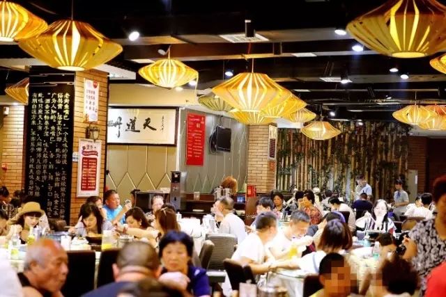 打卡本地人常去的10条美食街,长沙吃货必去的5条美食街推荐