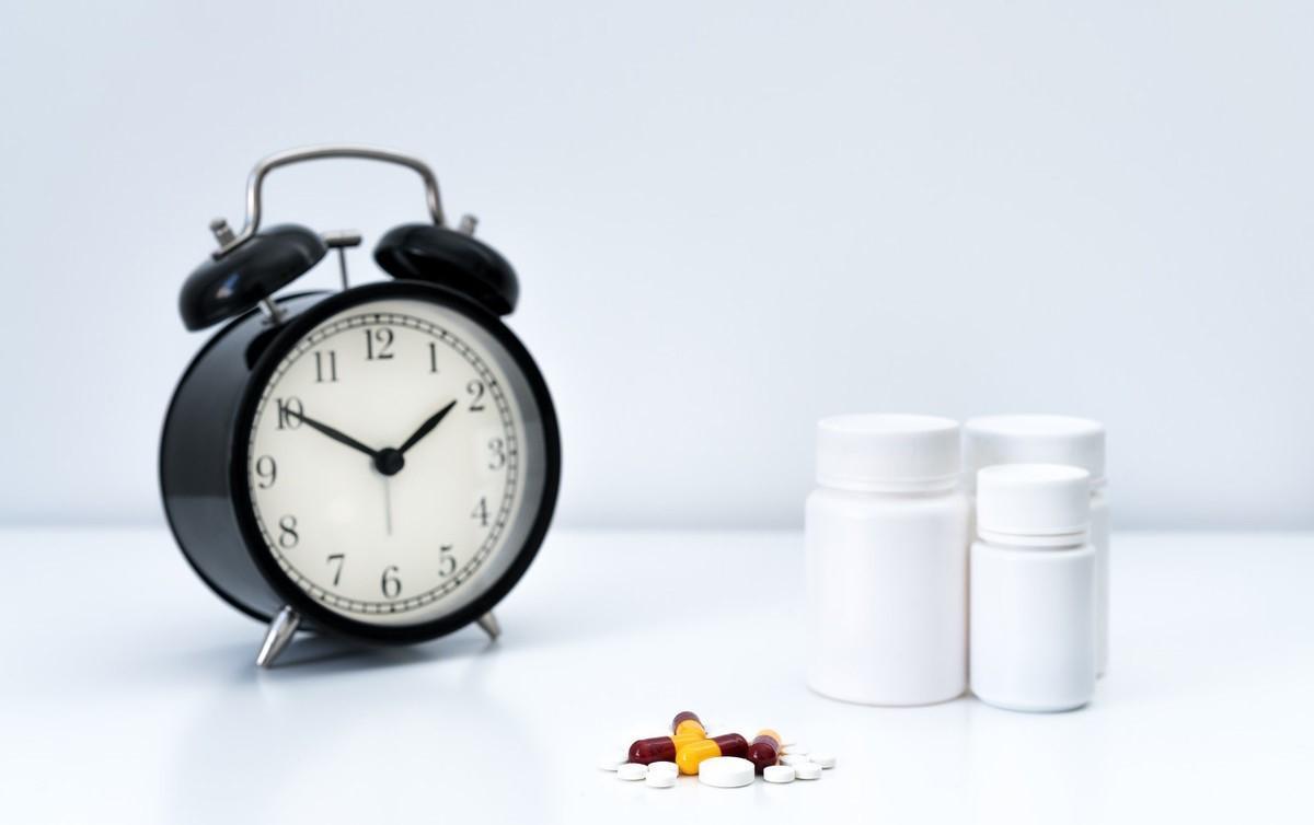 药没有写饭前或者饭后吃怎么办,药品说明书饭前和饭后解读