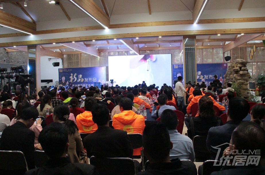 亚太石榴酒新品,榴姿亚太富硒石榴酒