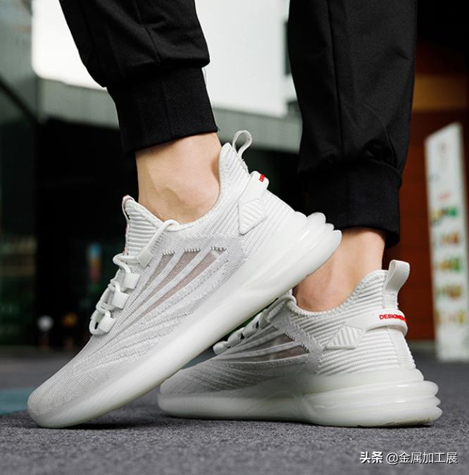 最强踩屎感的运动鞋,踩屎感很强的运动鞋