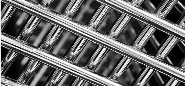 轮毂怎么样才有必要修复,轮毂里面怎么除锈