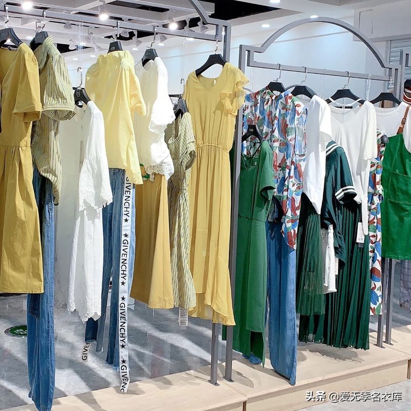 折扣女装店怎么装修,做中高端女装店装修建议