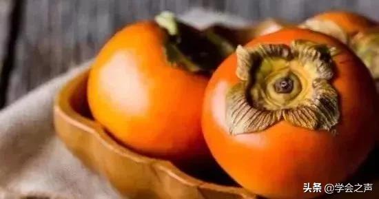 一个柿子十副药治病,一个柿子十副药治什么病