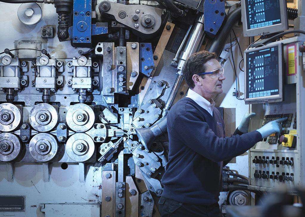 工程管理属于管理学专业吗,工业工程和企业管理专业的区别