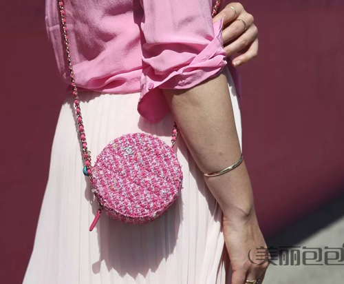 香奈儿和lv包哪个值得买 (lv香奈儿gucci哪个包包值得入)