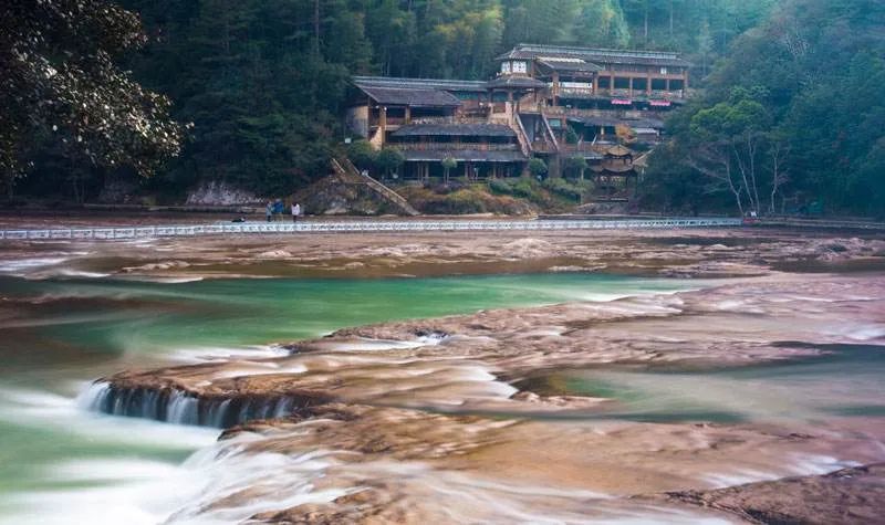 福建宁德离哪个城市近,福建省宁德市是个怎样的城市