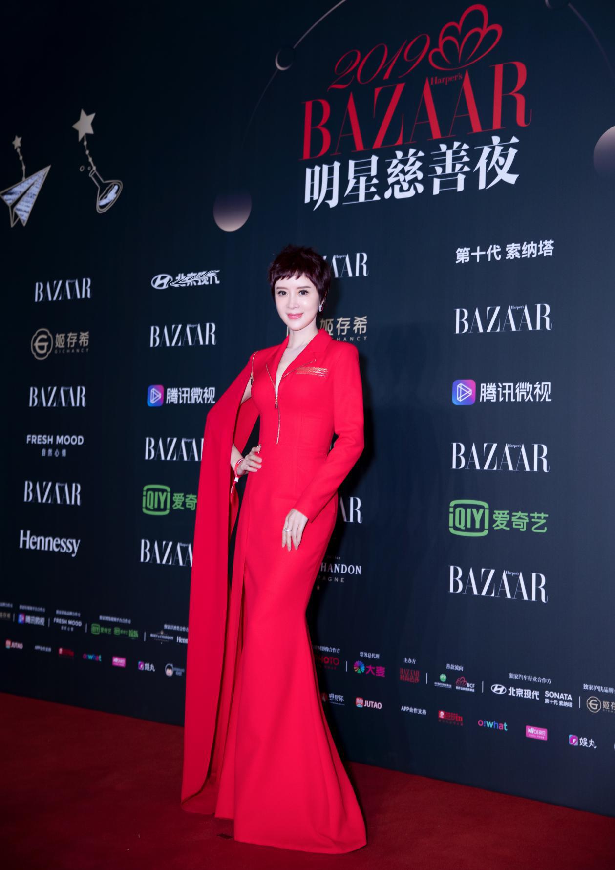 金巧身材,金巧巧身材