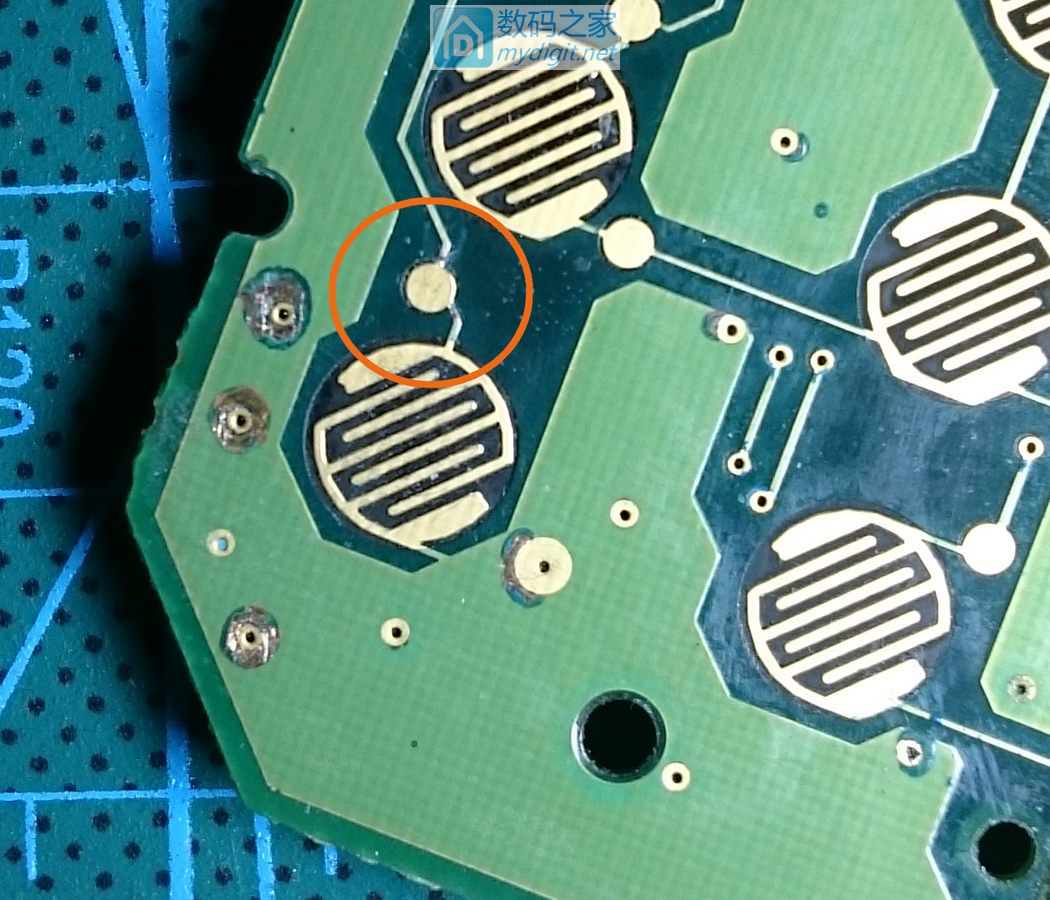 技术大牛太强了！德州仪器TI-89图形计算器拆机维修和CPU超频