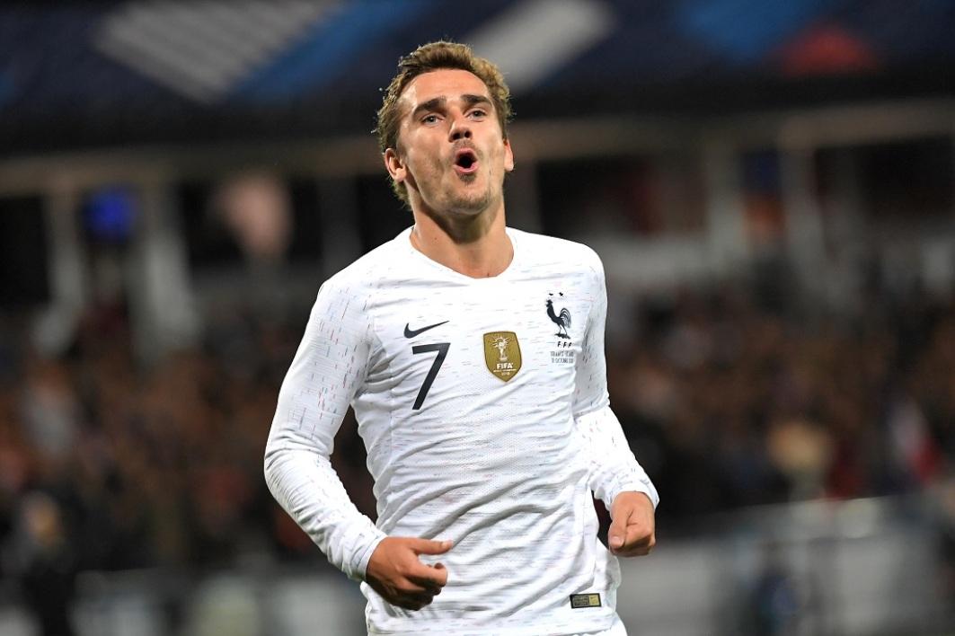 内马尔离开巴萨后花了很多钱补强,理性讨论巴萨应不应该回购内马尔