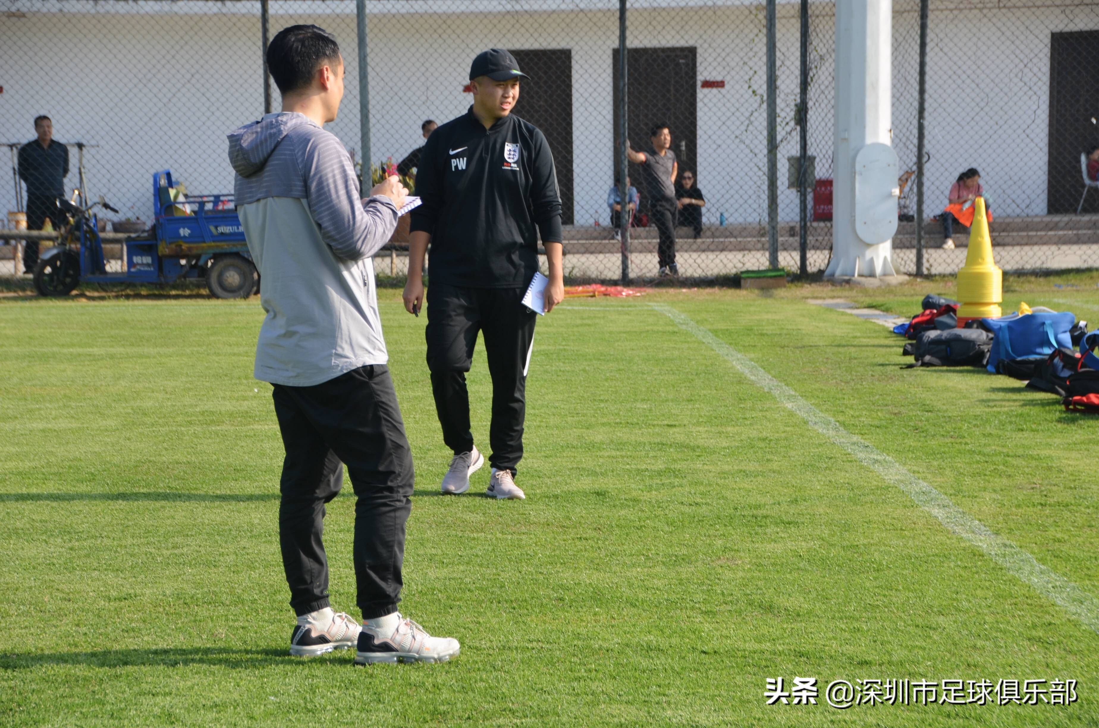 深足俱乐部首期青训兼职球探课程结业,挖掘更多优秀足球苗子