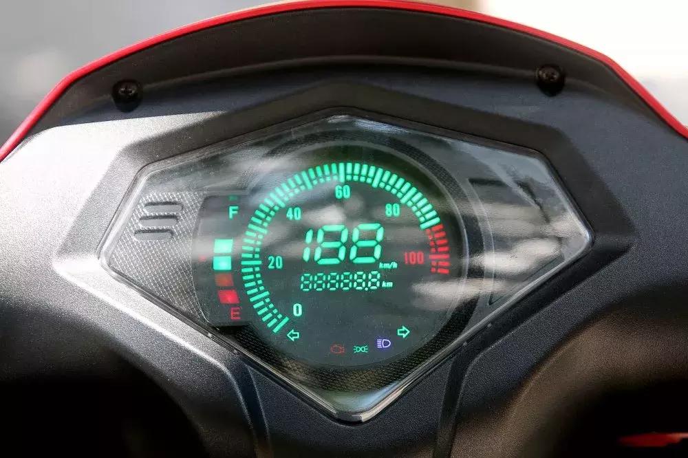 带上头盔，与宗申MO悦一起去山城流浪