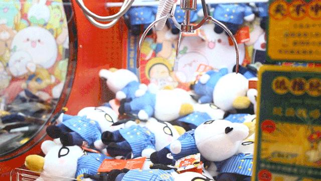 广州正版夹娃娃,抓正版迪士尼娃娃的店在哪里