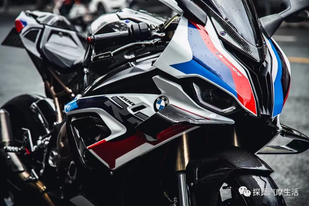 宝马s1000rr车评,聊聊宝马最吸引你的一点