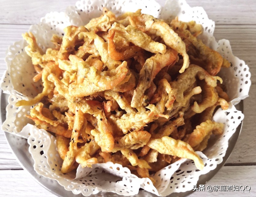小虾怎么做简单又好吃适合孩子,小虾怎么炸着吃又酥又脆