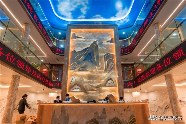 在三峡上移动的星级酒店——三峡游*大轮**盘点(中篇)